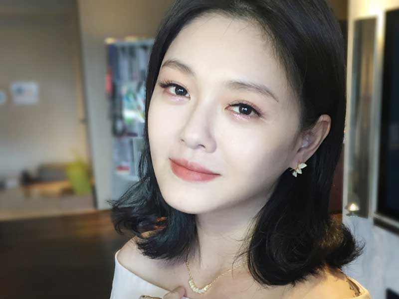 Barbie Hsu