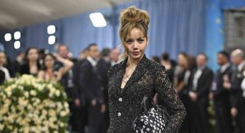 Lisa BLACKPINK Memukau di Met Gala 2025