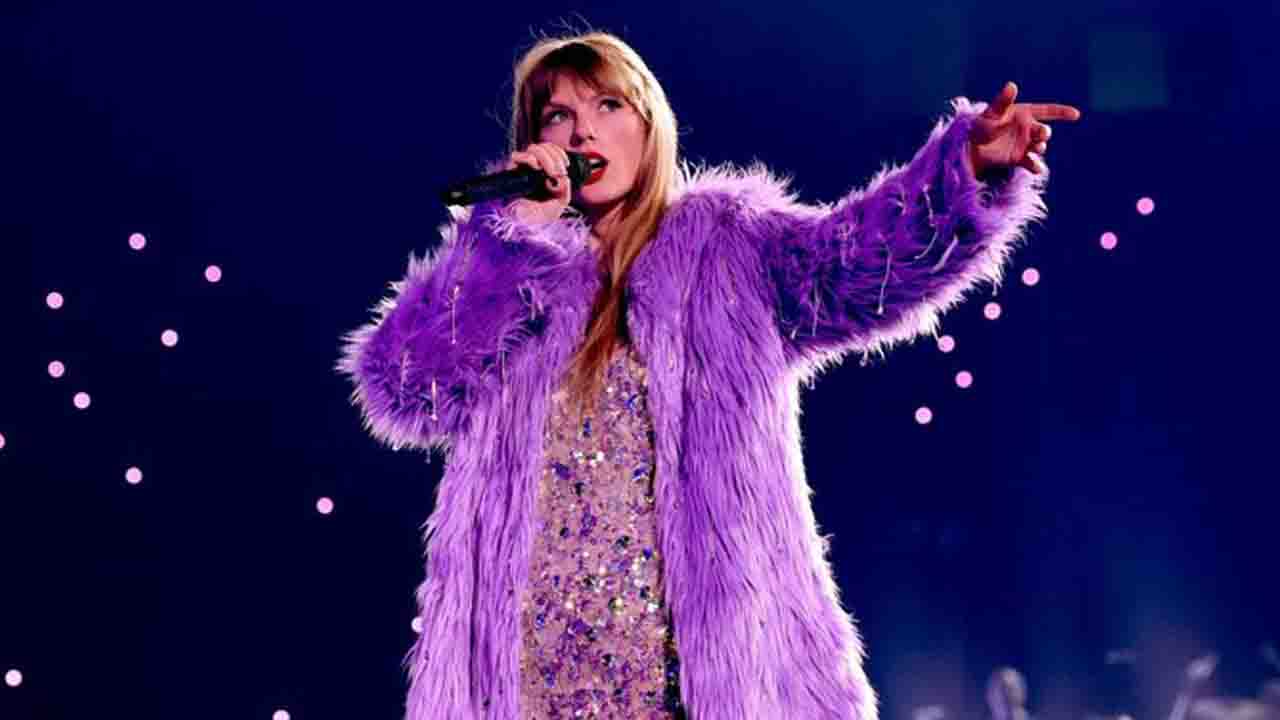 Taylor Swift Kejutkan Fans